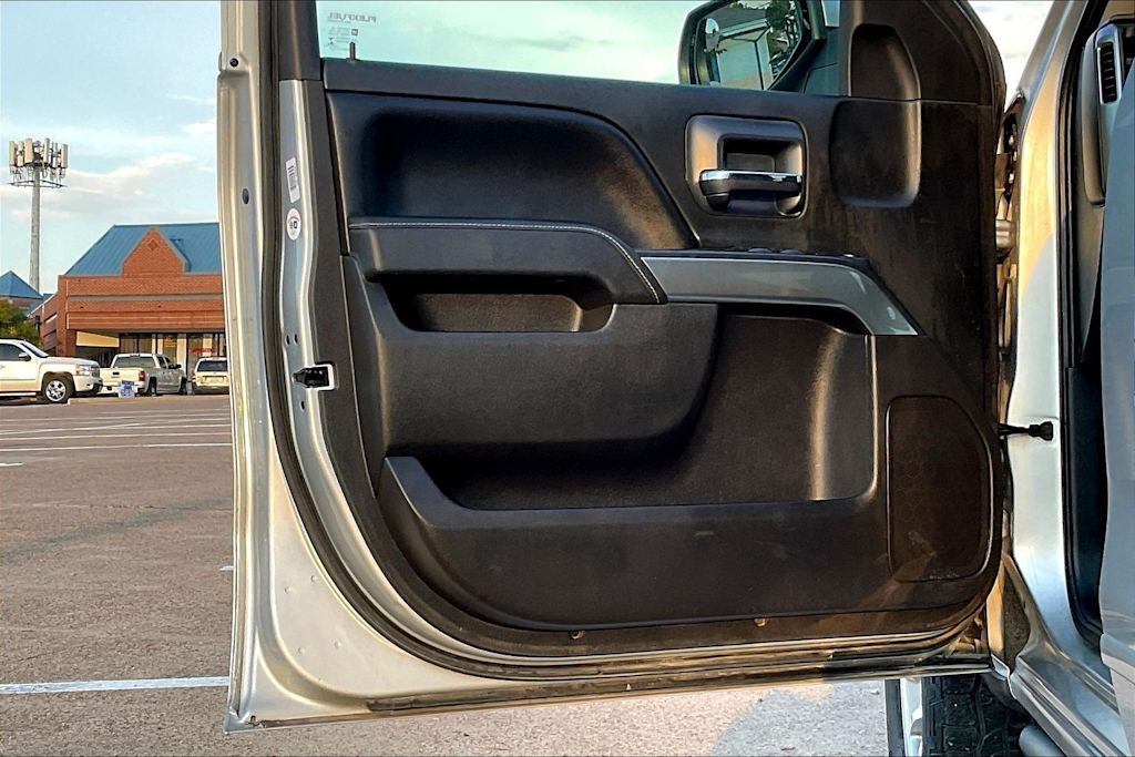 Thumbnail: 2016 Chevrolet Silverado 1500 - 26
