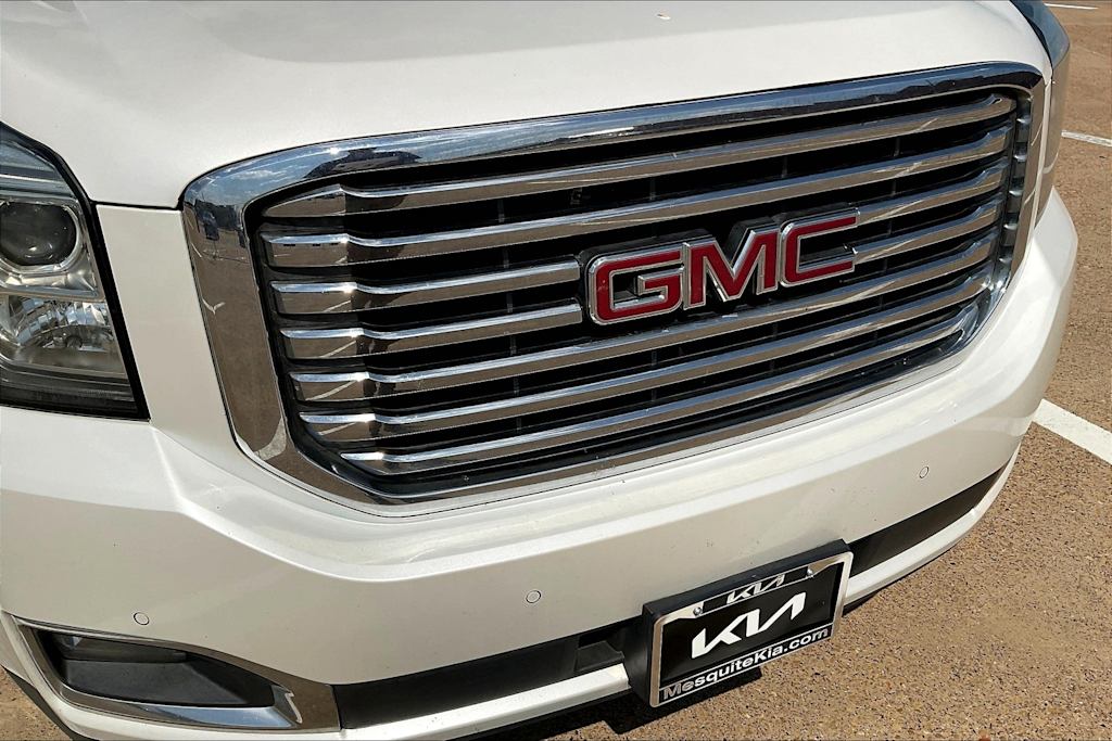 Thumbnail: 2018 GMC Yukon - 32