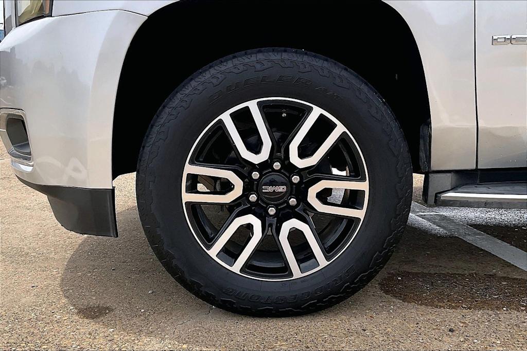 Thumbnail: 2015 GMC Yukon - 8