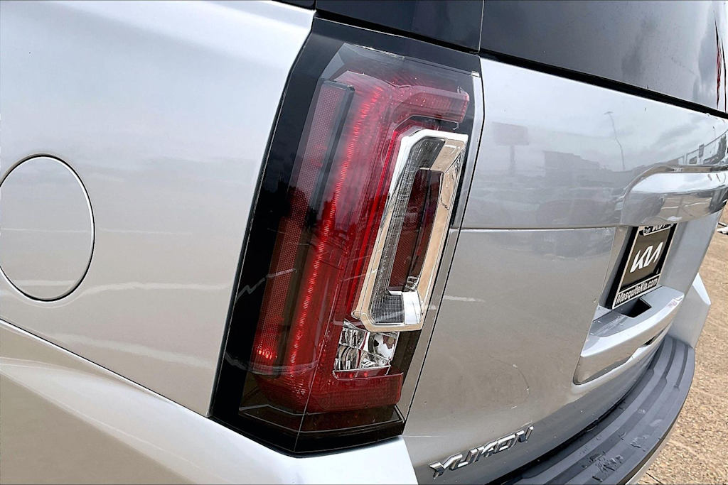 Thumbnail: 2015 GMC Yukon - 30