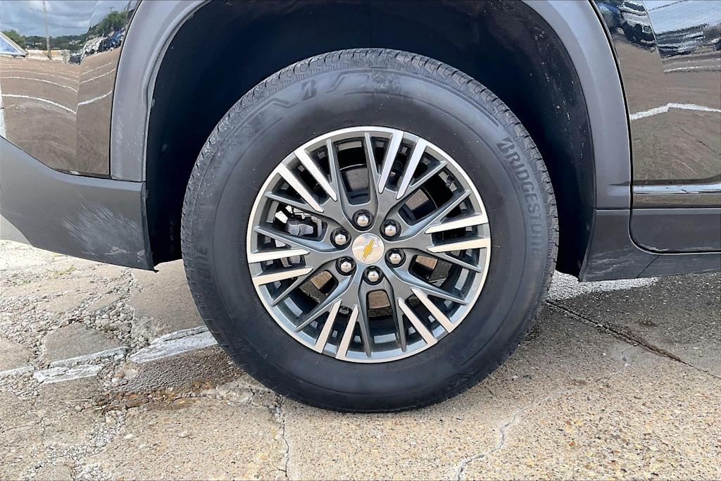 Thumbnail: 2025 Chevrolet Traverse - 8