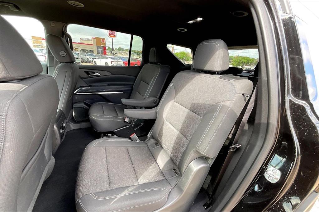 Thumbnail: 2025 Chevrolet Traverse - 29