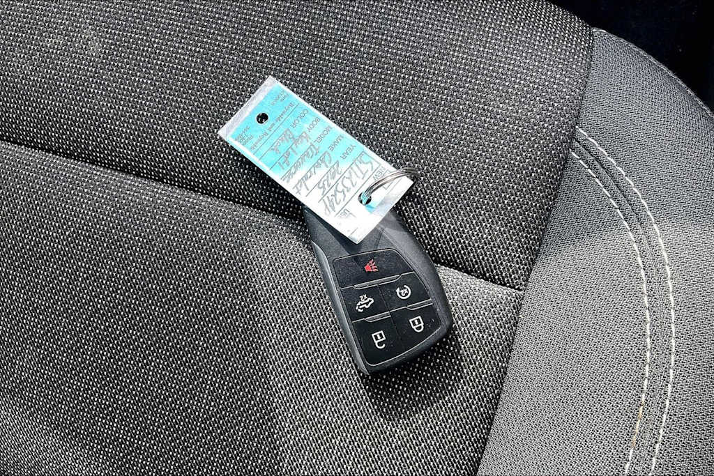 Thumbnail: 2025 Chevrolet Traverse - 20