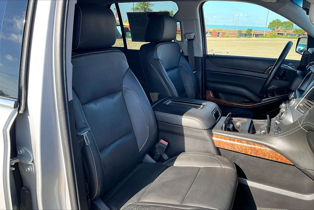 Thumbnail: 2019 Chevrolet Tahoe - 12