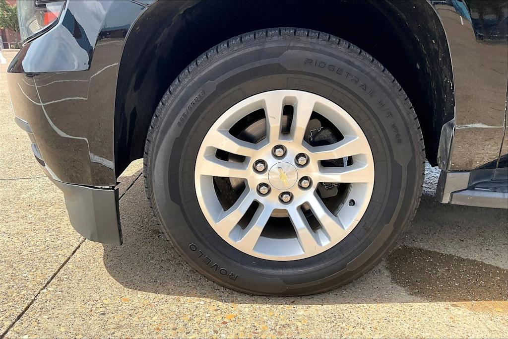 Thumbnail: 2020 Chevrolet Suburban - 8