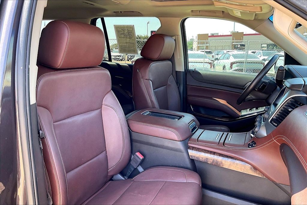 Thumbnail: 2016 Chevrolet Tahoe - 11