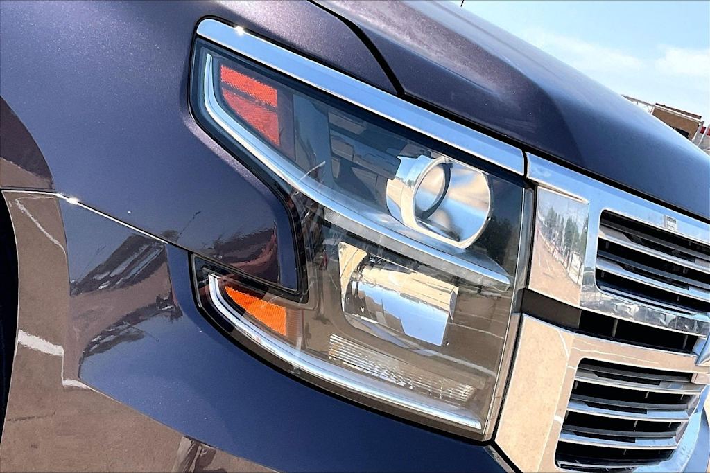 Thumbnail: 2016 Chevrolet Tahoe - 30