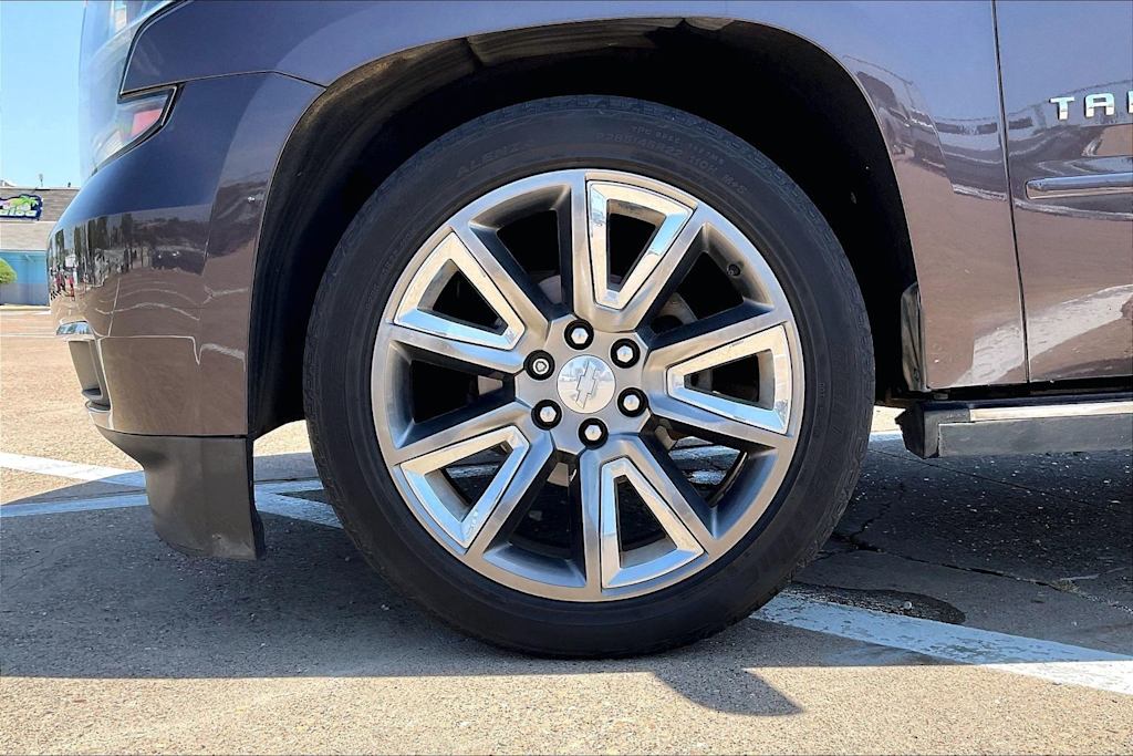 Thumbnail: 2016 Chevrolet Tahoe - 8