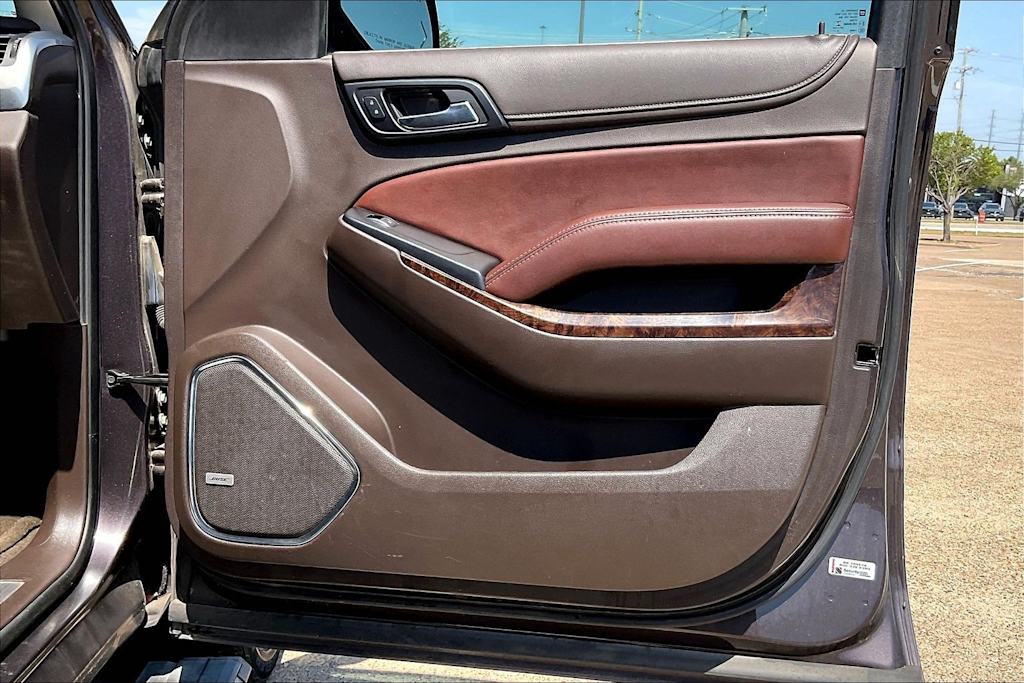 Thumbnail: 2016 Chevrolet Tahoe - 27