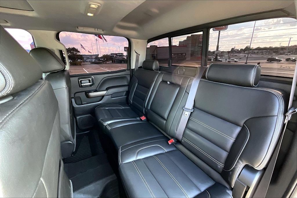 Thumbnail: 2017 GMC Sierra 2500 - 28
