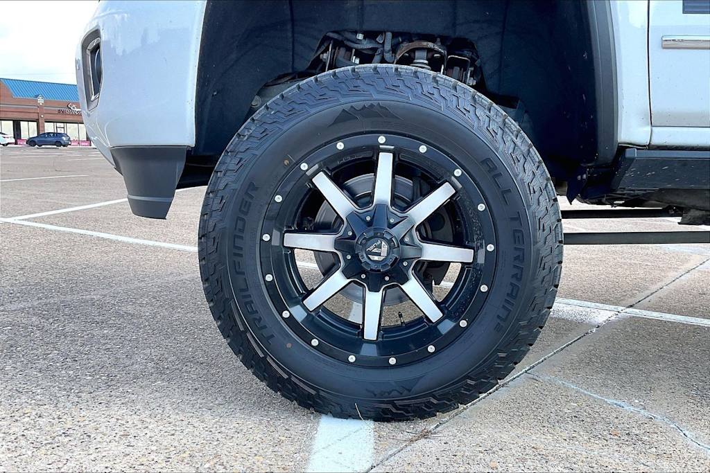 Thumbnail: 2017 GMC Sierra 2500 - 8