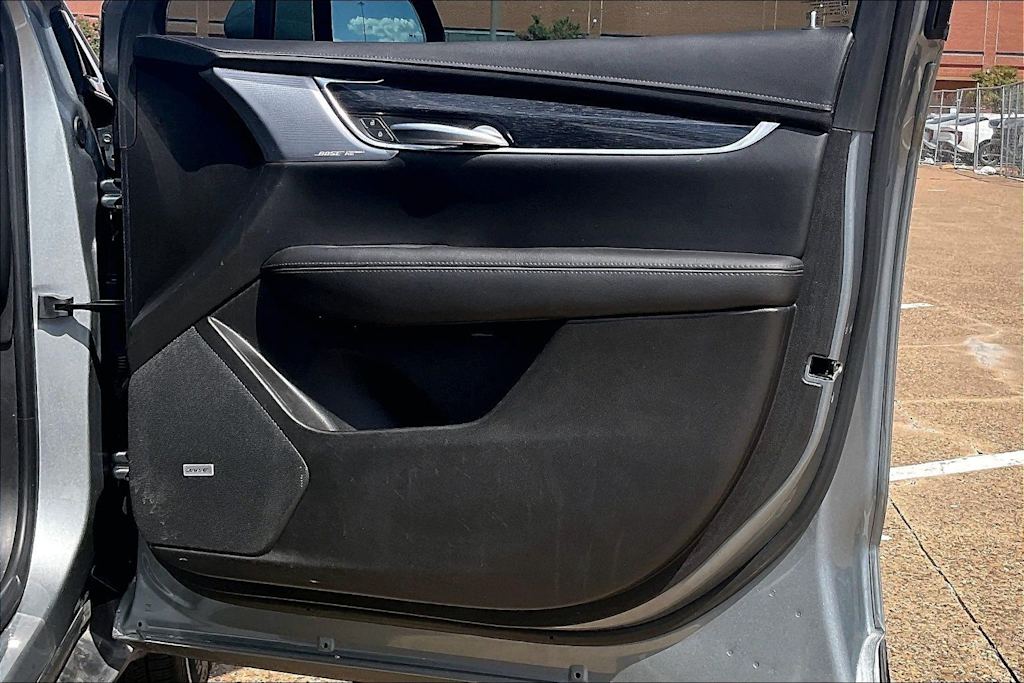 Thumbnail: 2023 Cadillac XT5 - 27