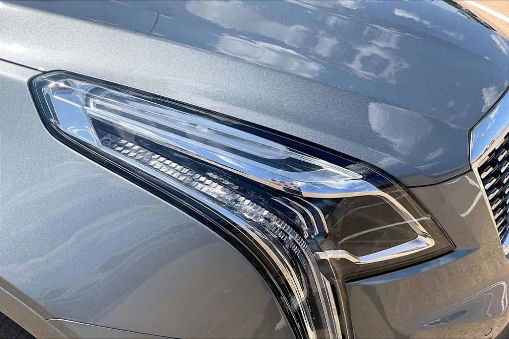 Thumbnail: 2023 Cadillac XT5 - 30