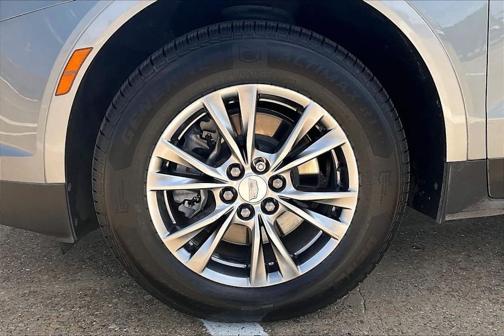 Thumbnail: 2023 Cadillac XT5 - 8