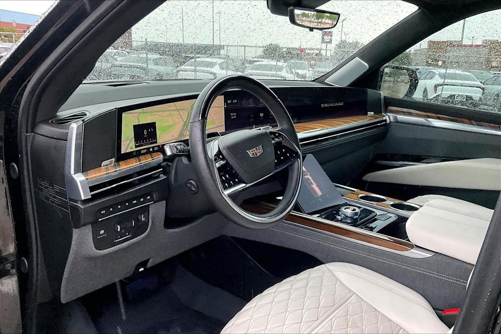 Thumbnail: 2025 Cadillac Escalade - 2