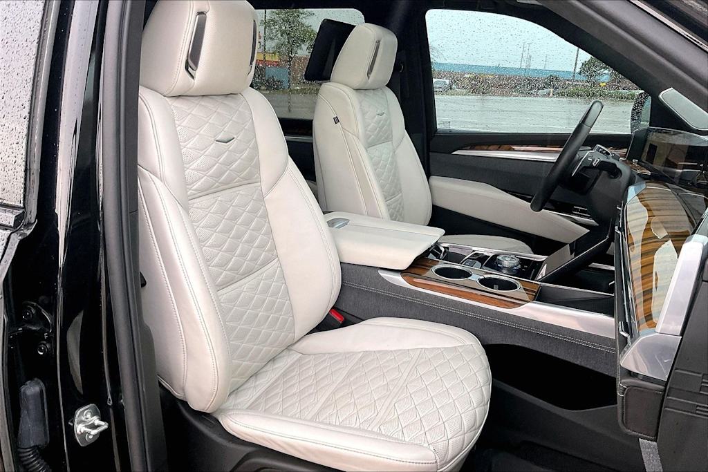 Thumbnail: 2025 Cadillac Escalade - 12