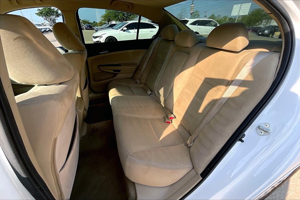 2011 Honda Accord LX 27