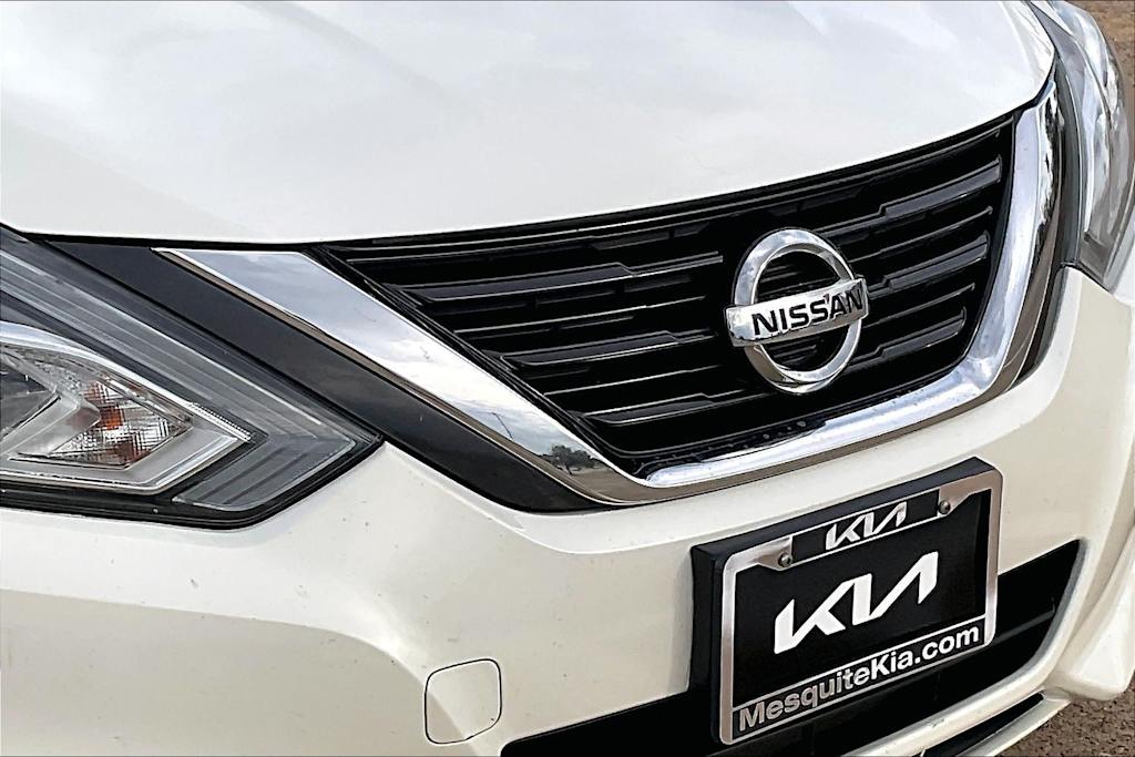 Thumbnail: 2016 Nissan Altima - 30