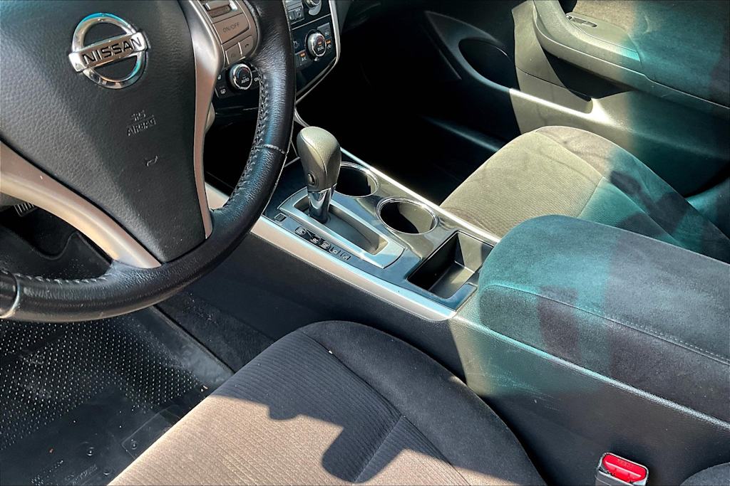 Thumbnail: 2013 Nissan Altima - 13