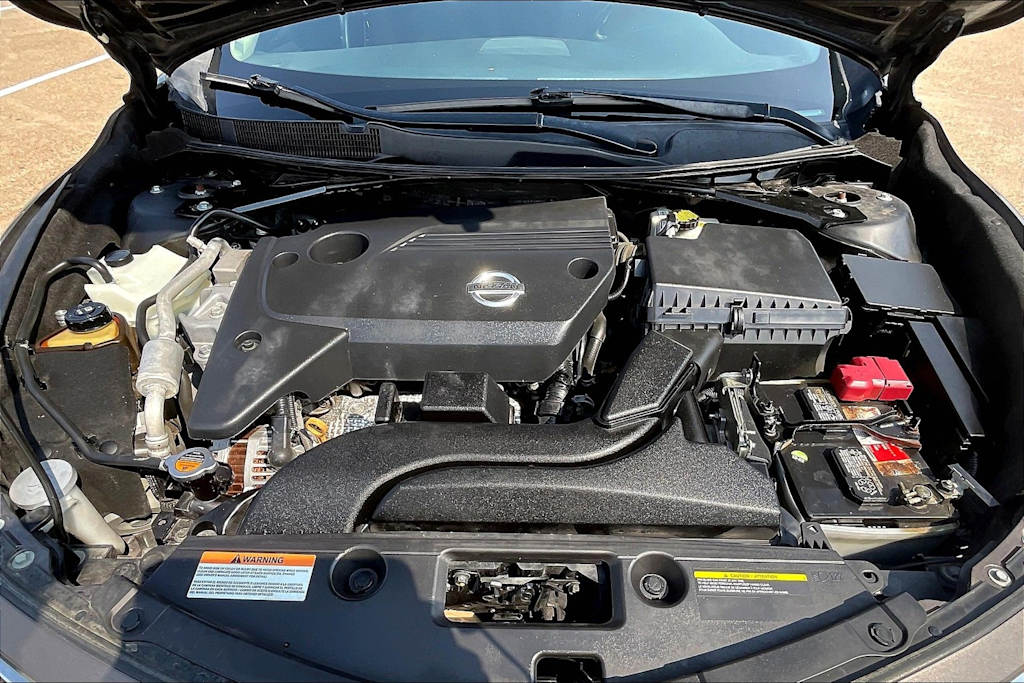 Thumbnail: 2013 Nissan Altima - 7