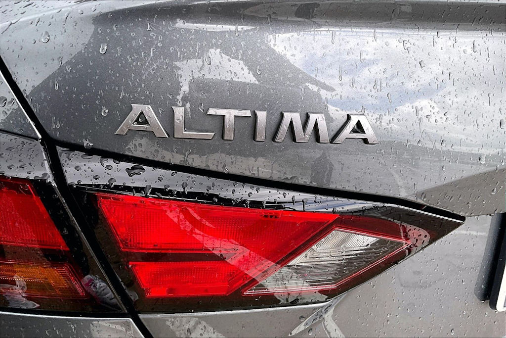 Thumbnail: 2025 Nissan Altima - 21