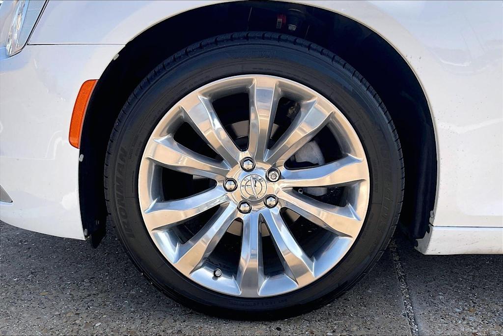Thumbnail: 2018 Chrysler 300 - 7