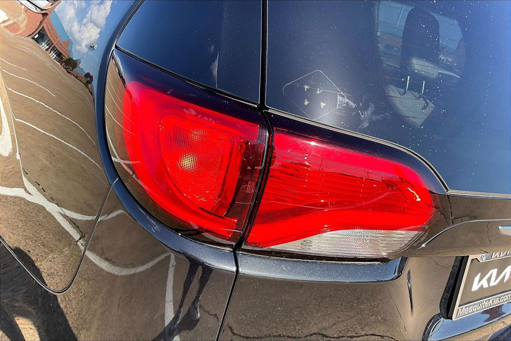 Thumbnail: 2017 Chrysler Pacifica - 31