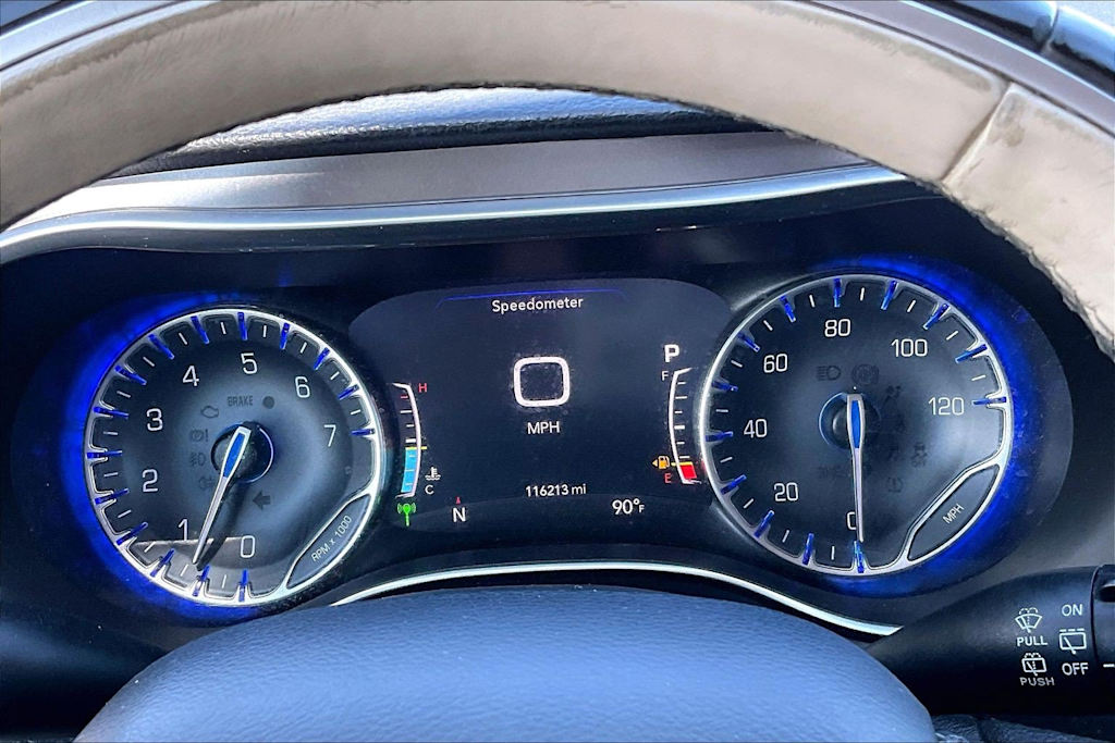 Thumbnail: 2017 Chrysler Pacifica - 16