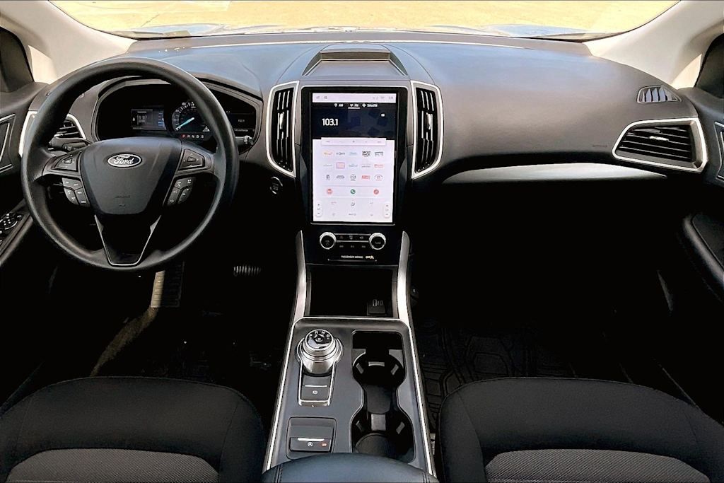 Thumbnail: 2022 Ford Edge - 10