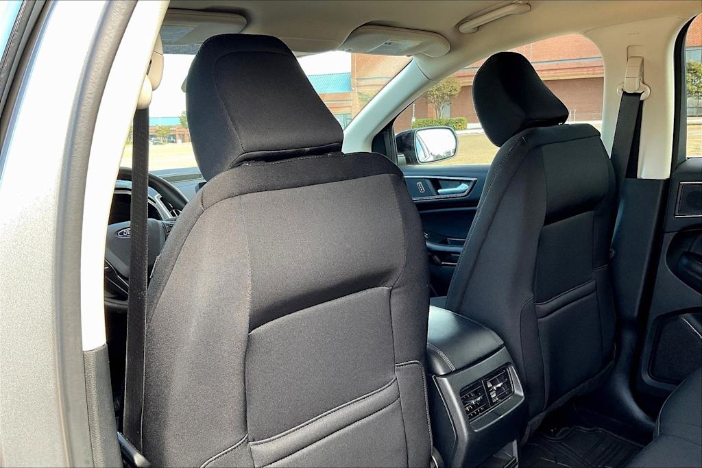 Thumbnail: 2022 Ford Edge - 12