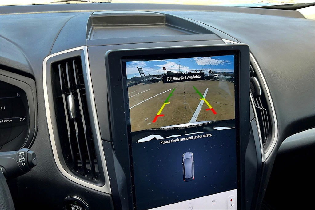 Thumbnail: 2022 Ford Edge - 16