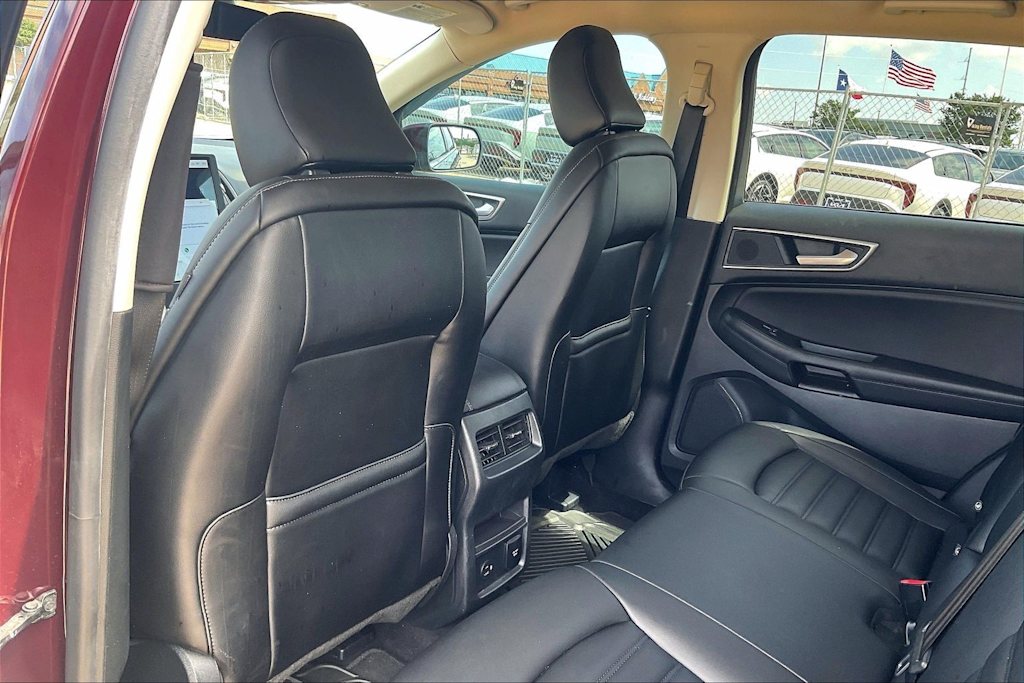 Thumbnail: 2022 Ford Edge - 12