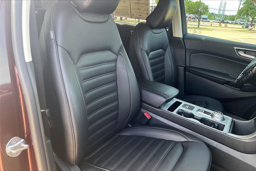 Thumbnail: 2022 Ford Edge - 11