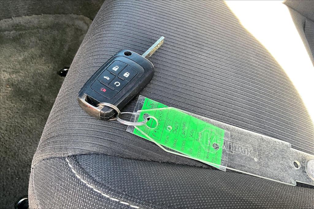 Thumbnail: 2015 Chevrolet Camaro - 17