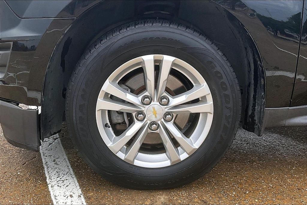 Thumbnail: 2017 Chevrolet Equinox - 7