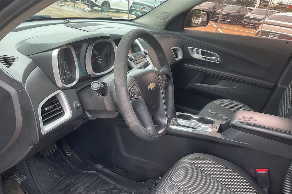 Thumbnail: 2017 Chevrolet Equinox - 2