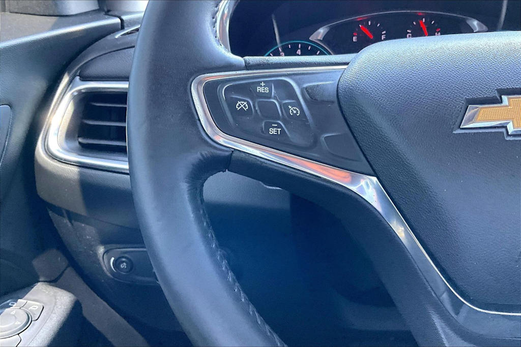 Thumbnail: 2019 Chevrolet Equinox - 25