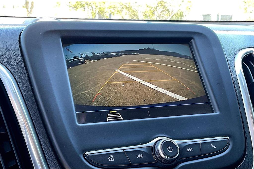 Thumbnail: 2019 Chevrolet Equinox - 15