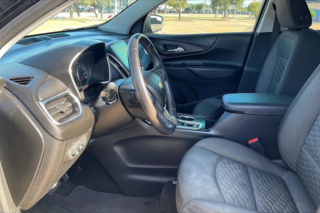 Thumbnail: 2019 Chevrolet Equinox - 10