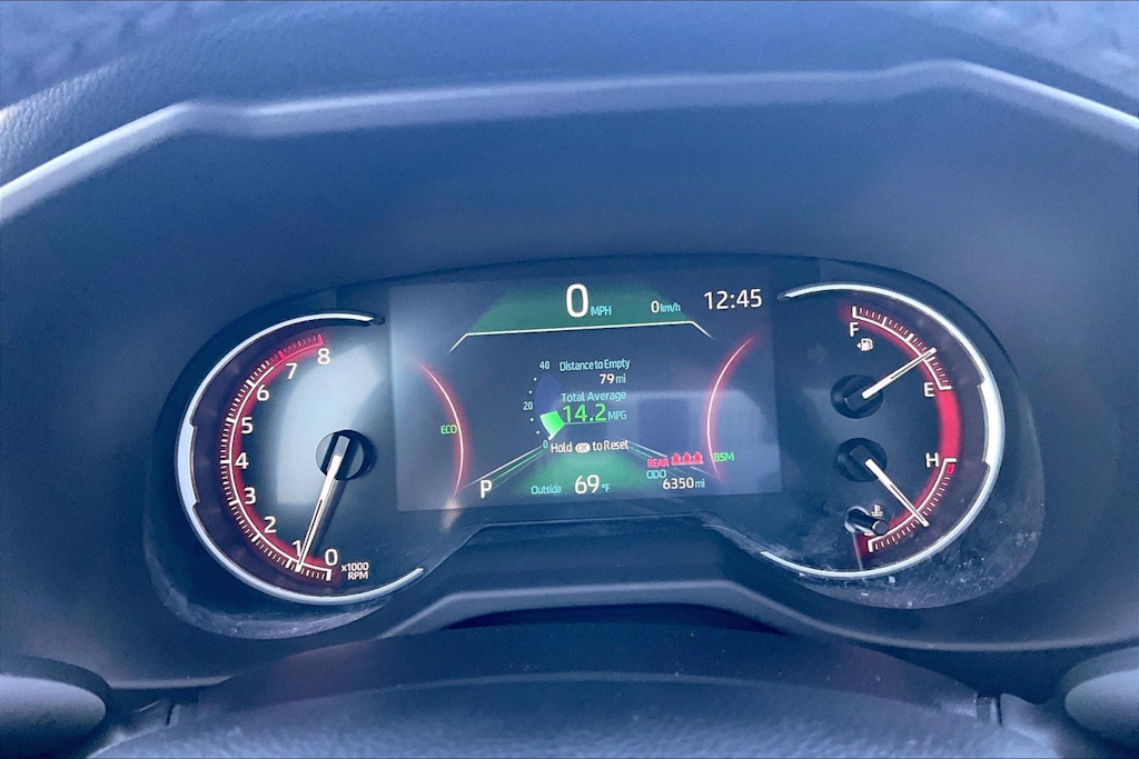 Thumbnail: 2025 Toyota RAV4 - 18