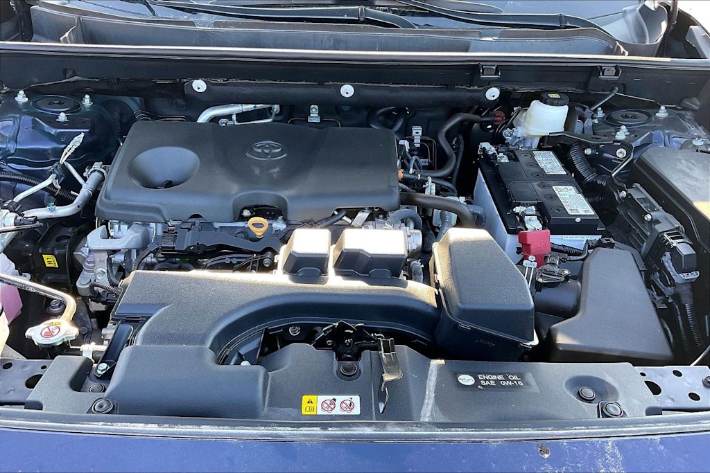 Thumbnail: 2025 Toyota RAV4 - 9