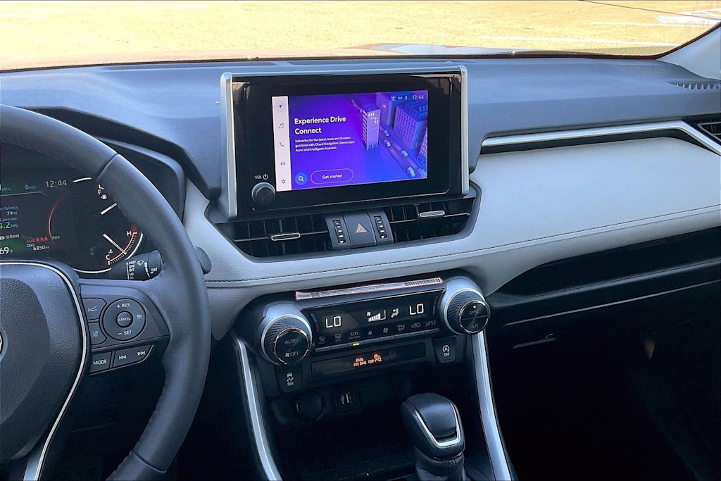 Thumbnail: 2025 Toyota RAV4 - 16