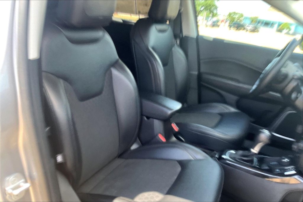 Thumbnail: 2019 Jeep Compass - 10