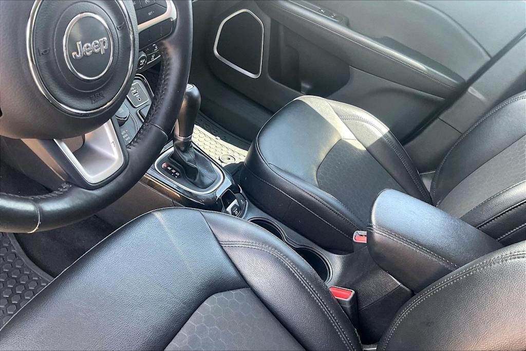 Thumbnail: 2019 Jeep Compass - 15