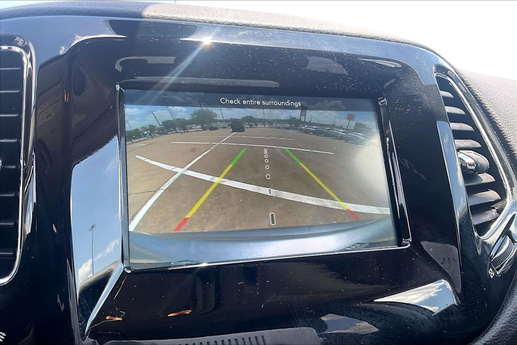 Thumbnail: 2019 Jeep Compass - 24