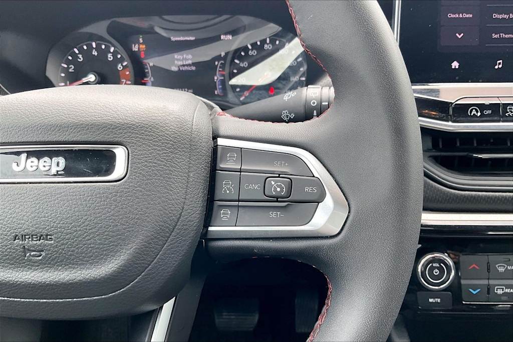 Thumbnail: 2025 Jeep Compass - 25