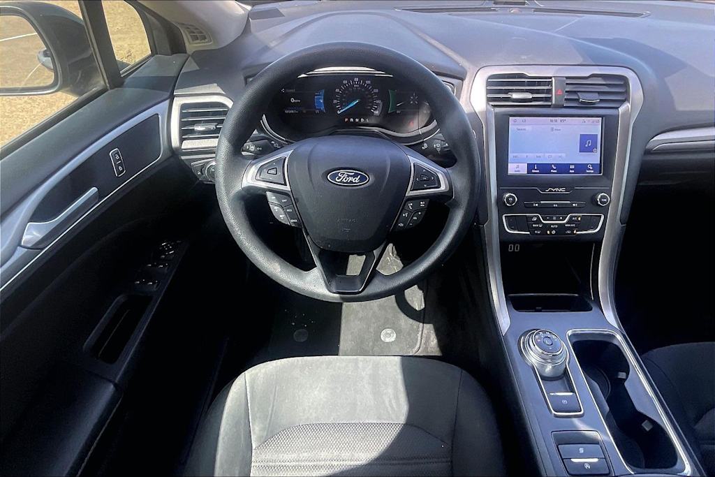 Thumbnail: 2020 Ford Fusion - 9