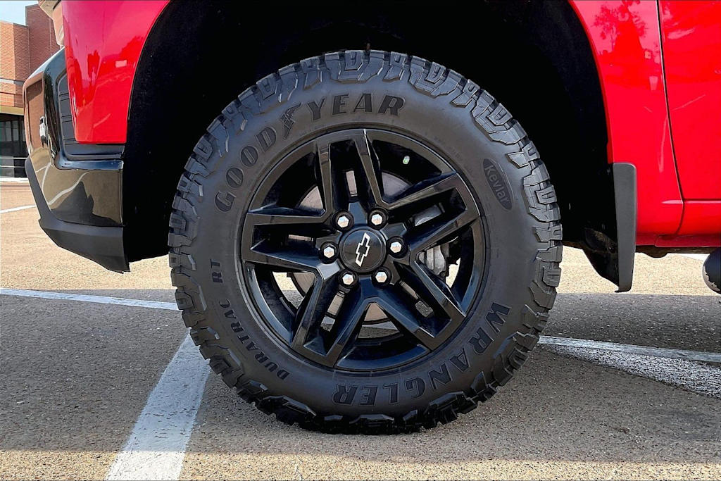 Thumbnail: 2021 Chevrolet Silverado 1500 - 7