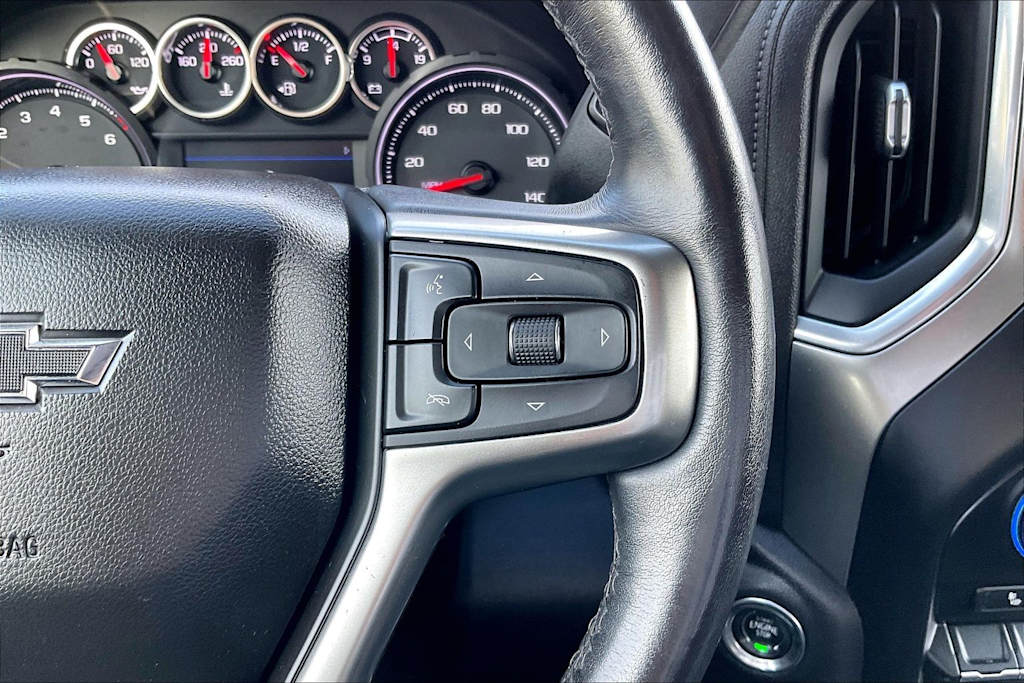 Thumbnail: 2021 Chevrolet Silverado 1500 - 24