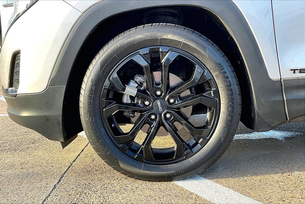 Thumbnail: 2021 GMC Terrain - 8